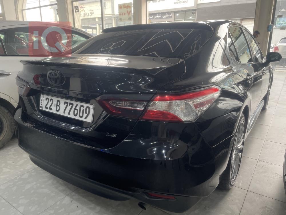 تۆیۆتا کامری